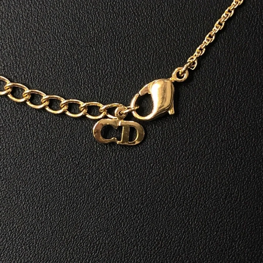 DIOR Twisted Rope Knot Pendant On A Polished Yellow Gold Plated Necklace 18” - Picture 13 of 16